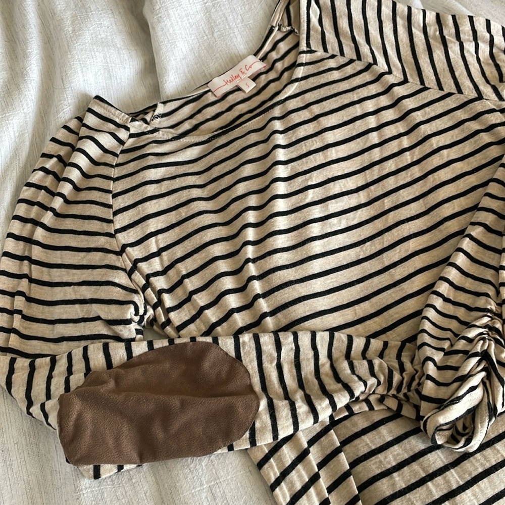 Maternity shirt